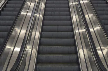 Pulizia scale mobili pulizia tappeti mobili